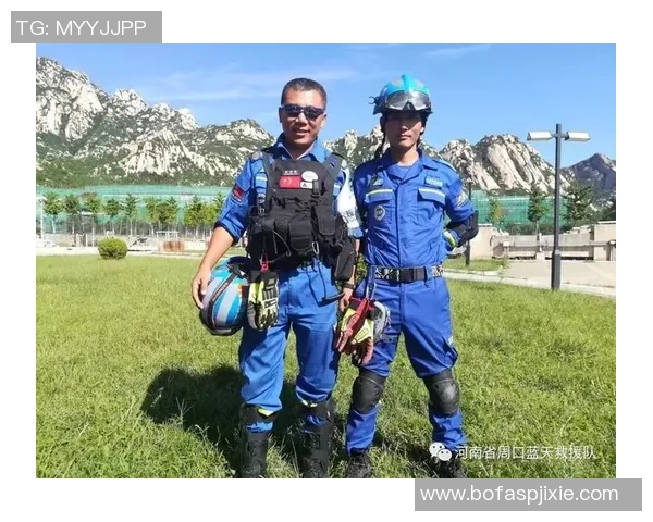 从晨曦到夜幕足球球星以刻苦训练书写辉煌人生篇章