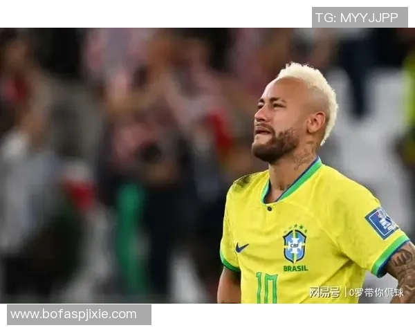 内马尔重返巅峰引领足坛风潮 足球百大球星再掀传奇新篇章