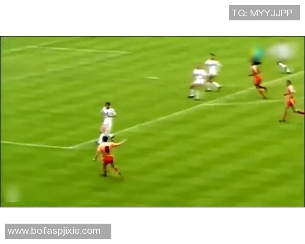 曾经的球场巨星如今的沉沦 中国足球悲情故事背后的伤痛与无奈